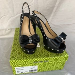 Gianni Bini Black Peep toe slingback